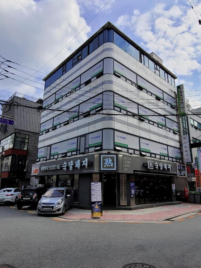Hotel Lottetower Rainbow House Seúl Exterior foto